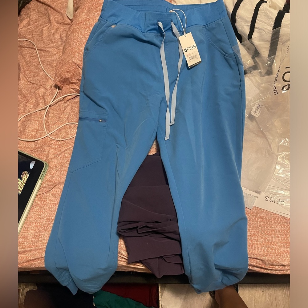 Figs NWT